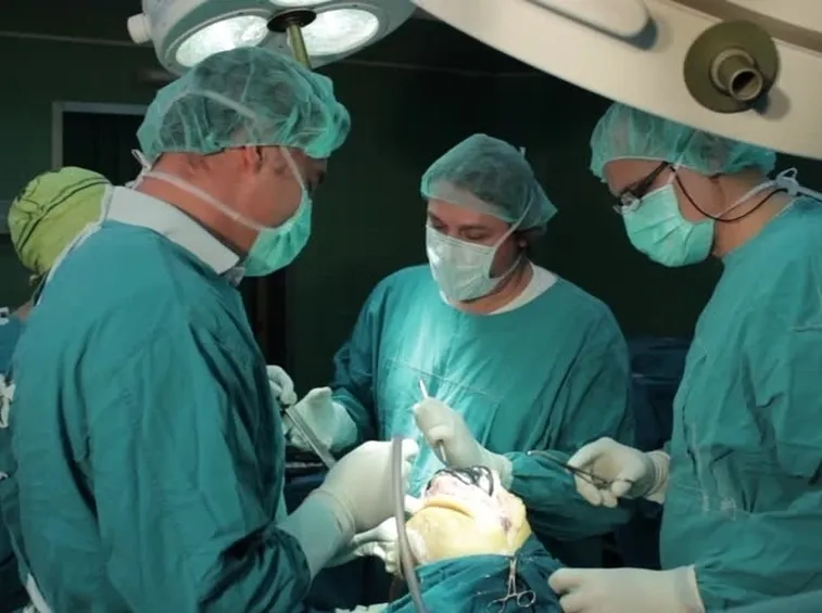 Operazione chirurgica