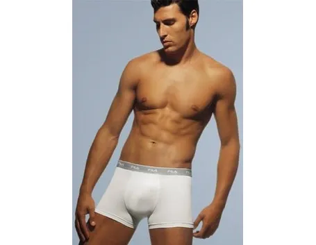 Abbigliamento intimo e marche