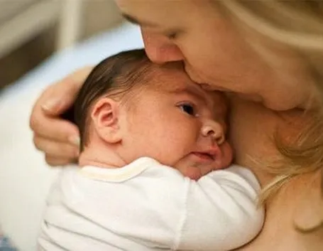 Mamma e neonato
