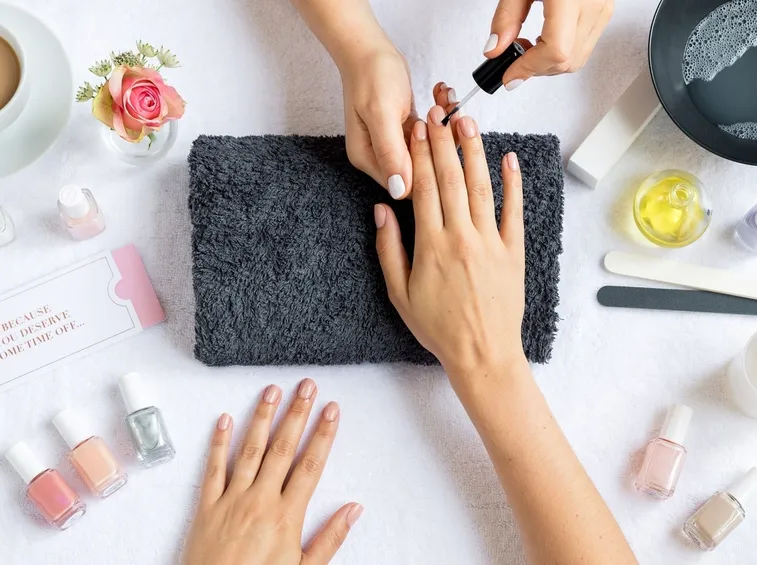 Manicure sposa