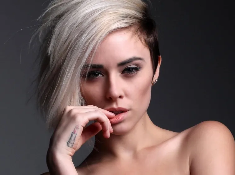 taglio corto donna