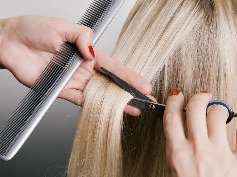 paura di tagliare i capelli