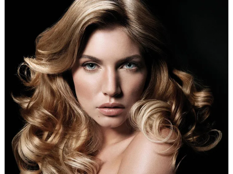 capelli mossi 