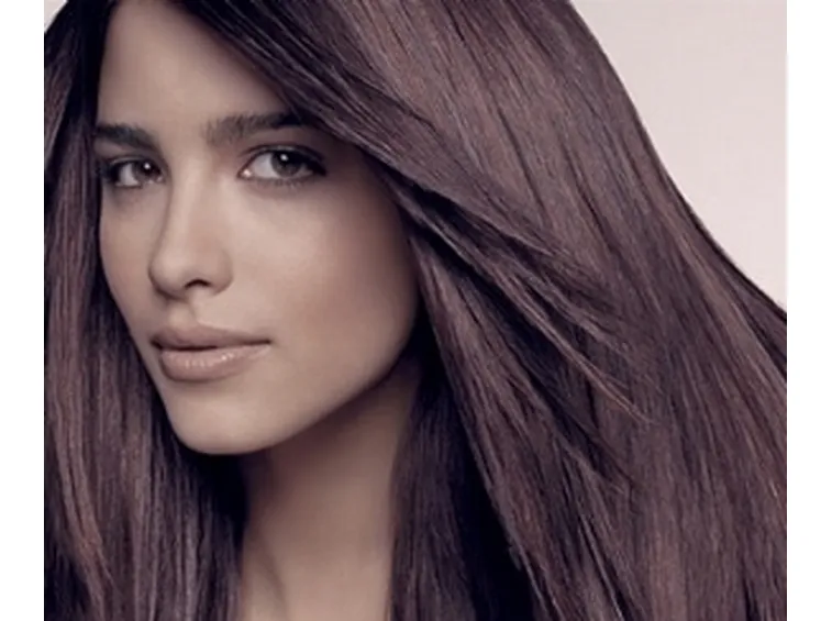 capelli lisci