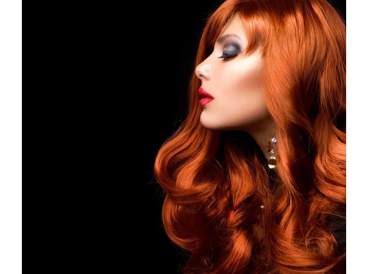 cura dei capelli con prodotti 