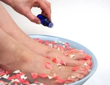 piedi curati pedicure
