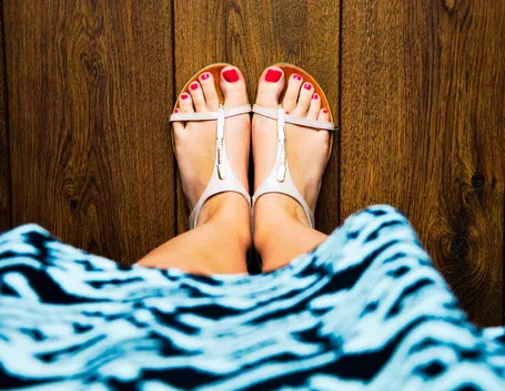 piedi femminili