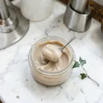 I segnali che la pelle manda quando la crema notte estiva non basta più