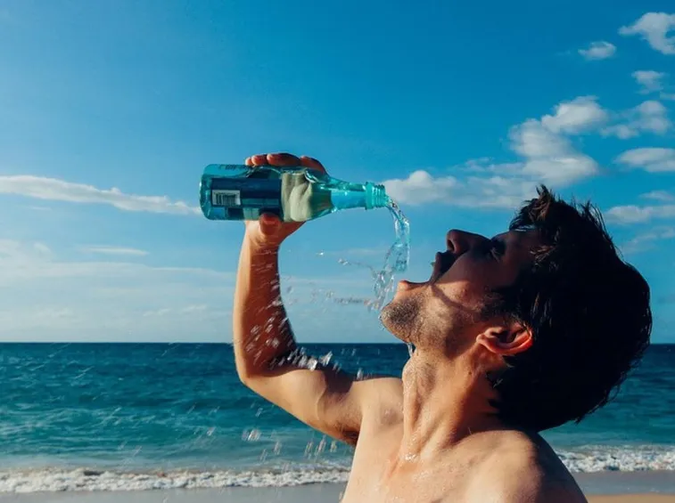 L'acqua spezza la fame