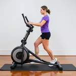Allenamento su macchina ellittica