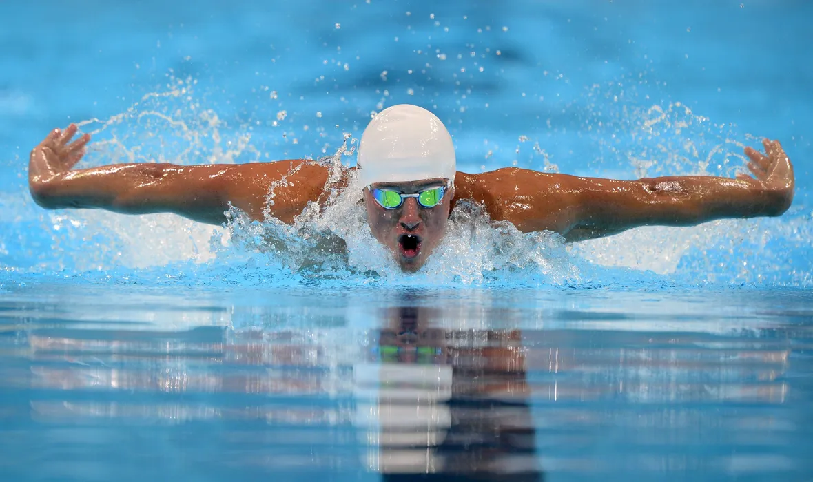 Praticare il nuoto per dimagrire bene
