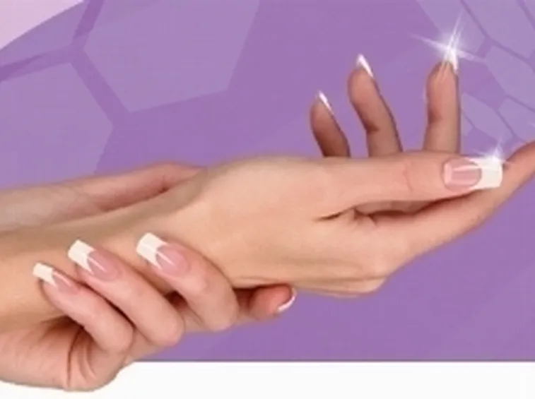 unghia ricostruite con gel