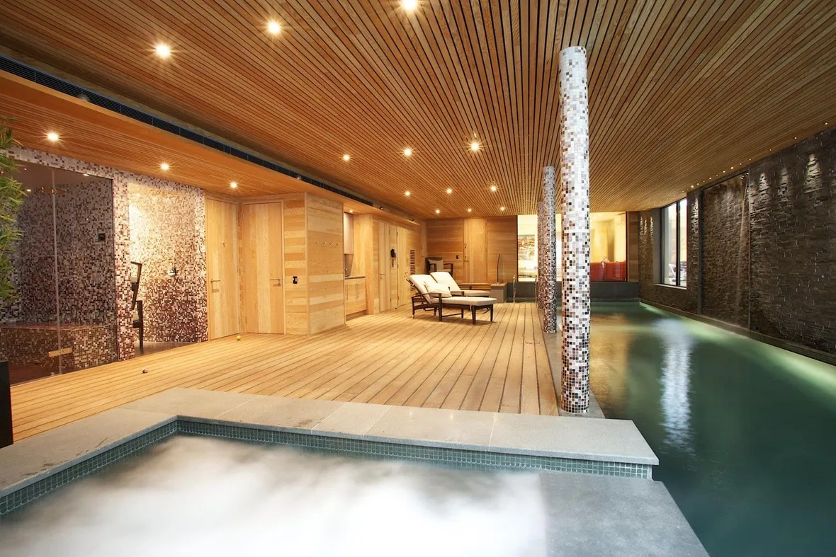 piscina interna 