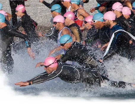 La partenza del triathlon sprint