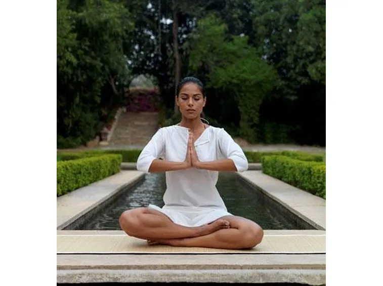 esercizi yoga