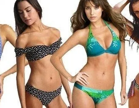 Costumi da bagno e donne