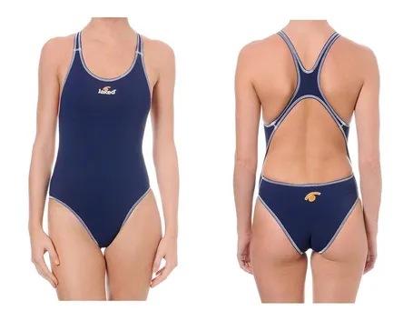 Costumi da bagno e donne