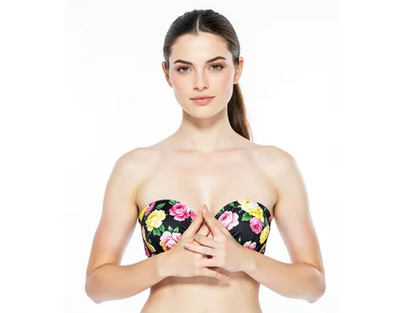 Costumi da bagno e varietà