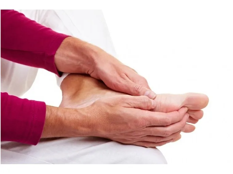 Alleviare il dolore ai piedi