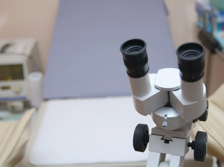 Strumento per eseguire una colposcopia