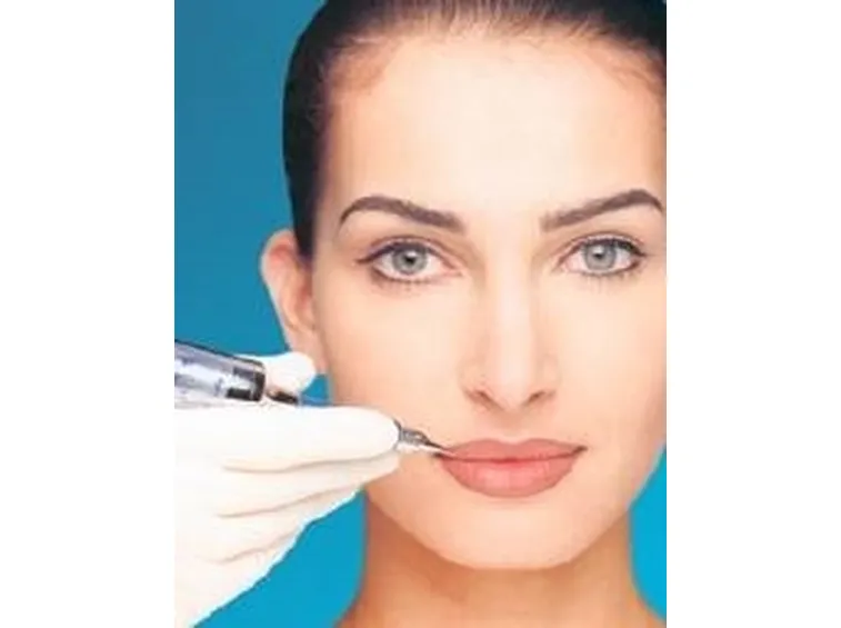 make uo permanente labbra 