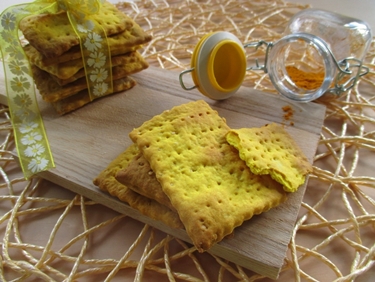 Crackers alla curcuma