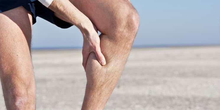 Alleviare i dolori ai muscoli delle gambe