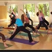 yoga lezioni in gruppo 