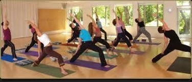 yoga lezioni in gruppo 