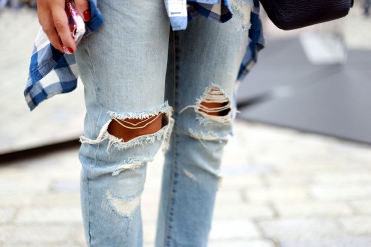 Jeans strappati